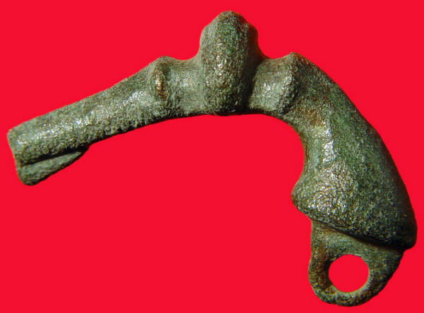 trumpet brooch