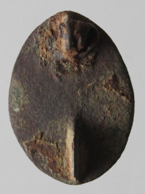 plate brooch