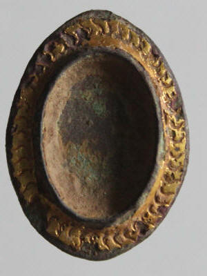 plate brooch